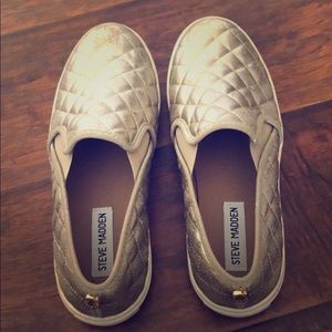 Steve Madden platform shoes